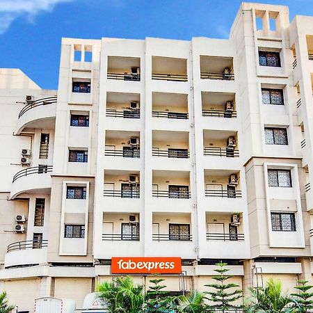 Fabhotel Ornate Pimpri-Chinchwad Екстер'єр фото