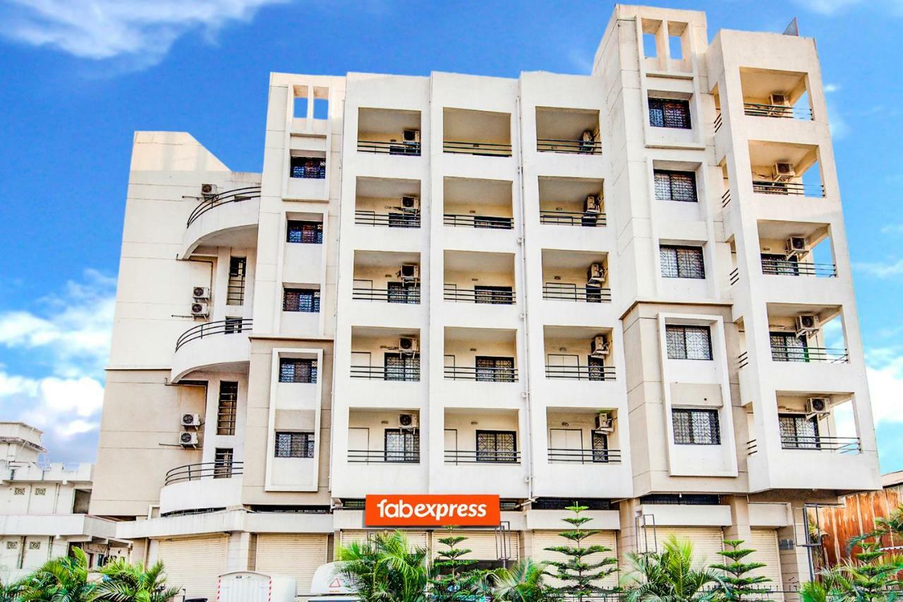 Fabhotel Ornate Pimpri-Chinchwad Екстер'єр фото