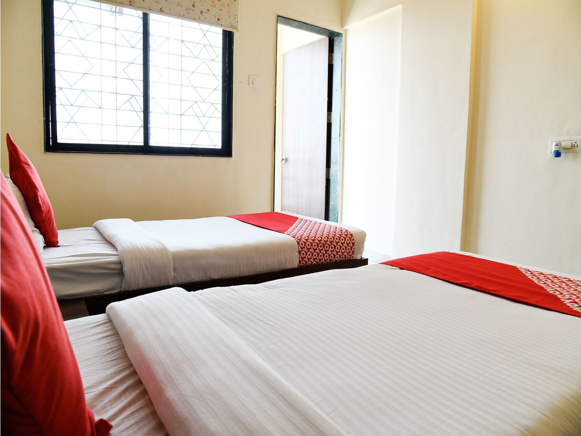 Fabhotel Ornate Pimpri-Chinchwad Екстер'єр фото