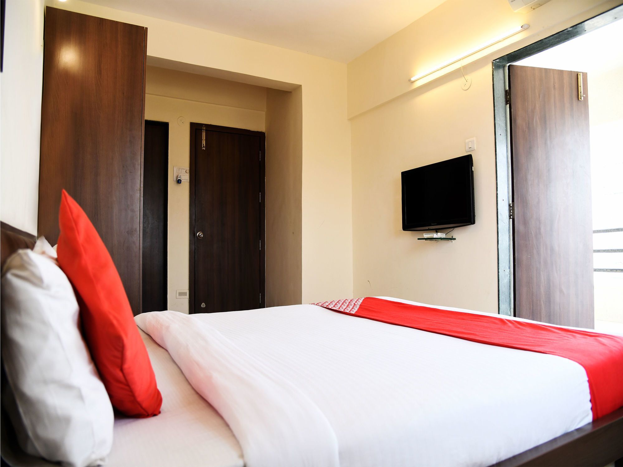 Fabhotel Ornate Pimpri-Chinchwad Екстер'єр фото
